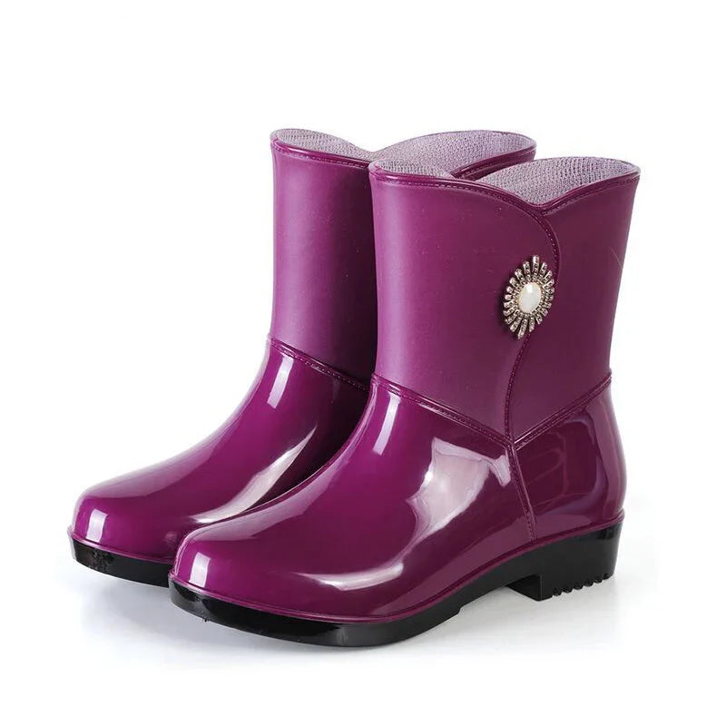 Elegante Damen-Gummistiefel für den Herbst: Wasserdicht mit Blumen-Detail und Profilsohle