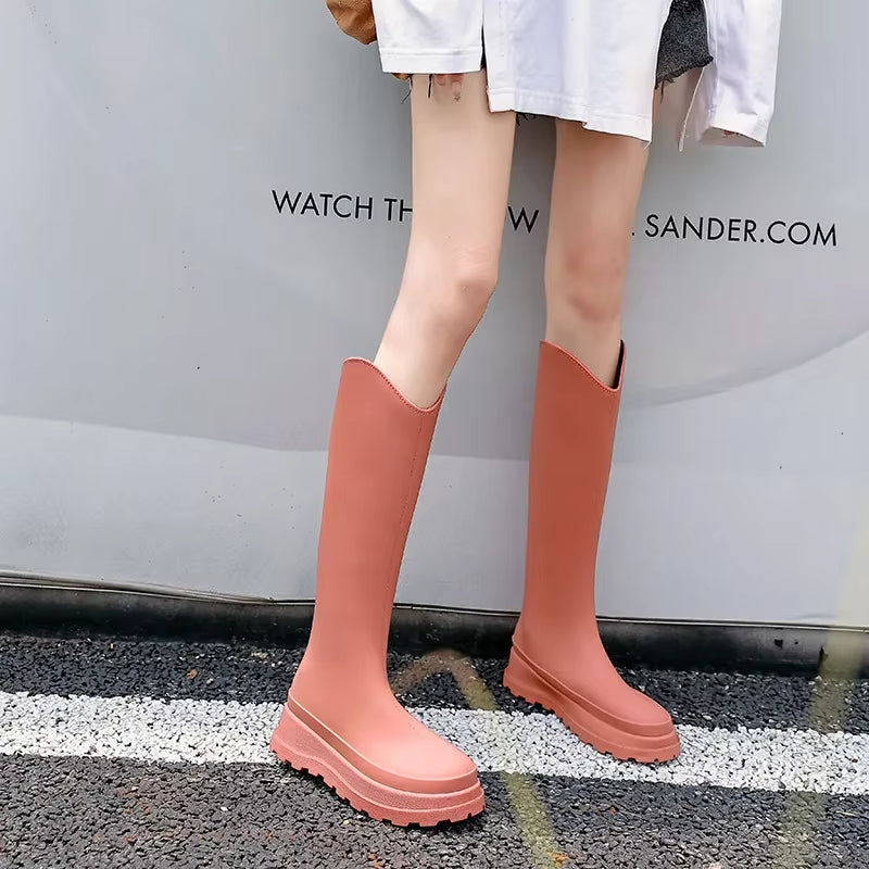 Wasserfeste Damen Herbst-Regenstiefel: Hohe Gummistiefel mit Anti-Rutsch-Sohle für maximalen Komfort und Schutz