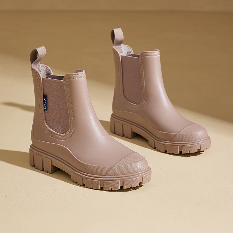 Modische Damen Regenstiefel für den Herbst – Halbhohe, wasserdichte Gummistiefel mit extra griffiger Sohle für optimalen Halt