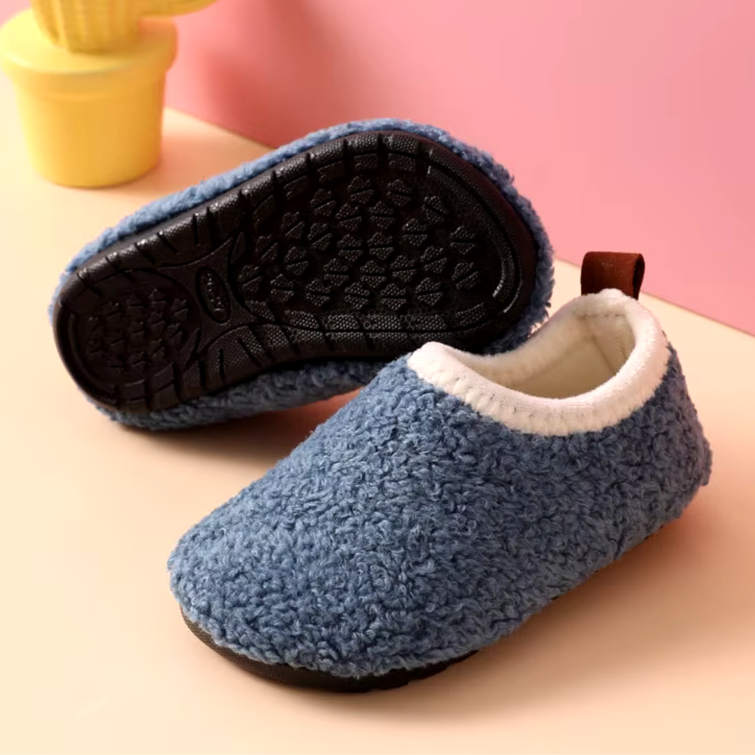 Warme Gewatteerde Pantoffels voor Kinderen - SnuggleStep | Veilig en Comfortabel