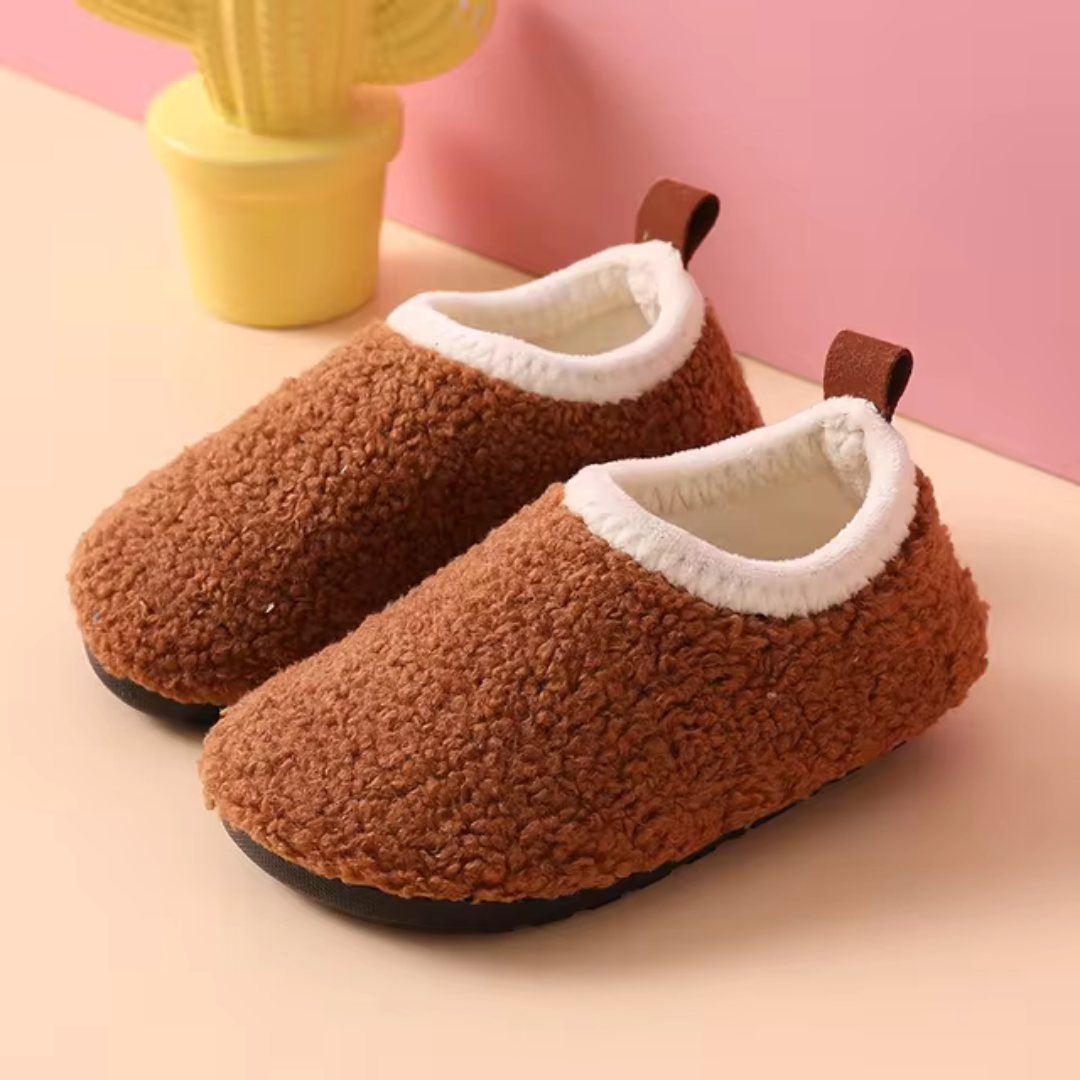 Warme Gewatteerde Pantoffels voor Kinderen - SnuggleStep | Veilig en Comfortabel