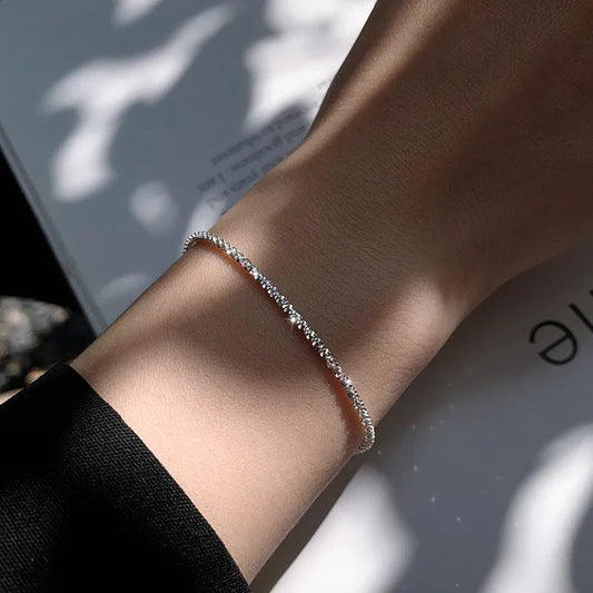 Elegantes, fließendes Armband aus 925er Sterlingsilber – Ein wasserinspiriertes Geschenk