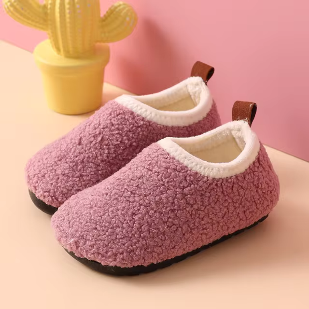 Warme Gewatteerde Pantoffels voor Kinderen - SnuggleStep | Veilig en Comfortabel