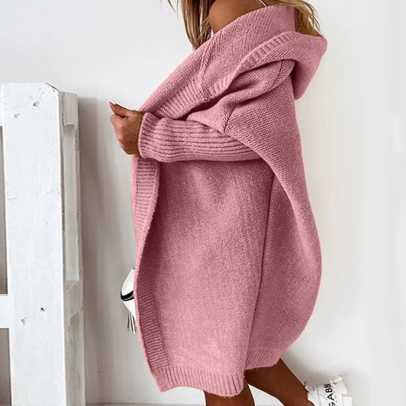 Strickjacke mit Kapuze für Damen – Langer Oversize Cardigan aus Grobstrick für den Winter
