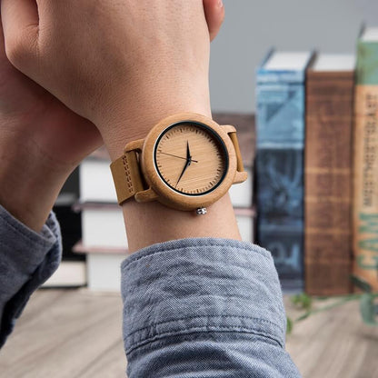 AetherLux - Elegantes Bambus-Holzarmbanduhr mit minimalistischem Design