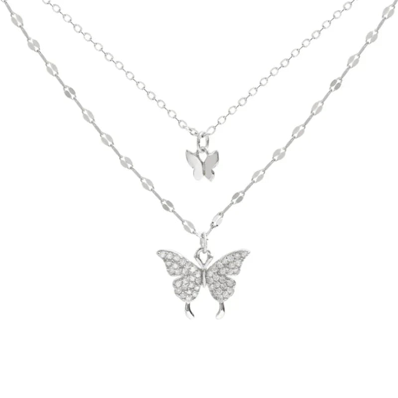 Elegantes zweiteiliges Silberhalsketten-Set mit Schmetterlingsanhänger – Symbol für Transformation und Freude