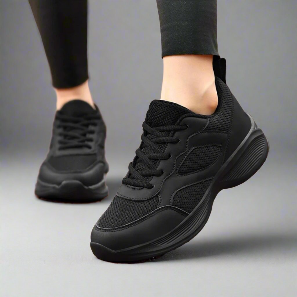 Schwarze Damenschuhe für Pflege