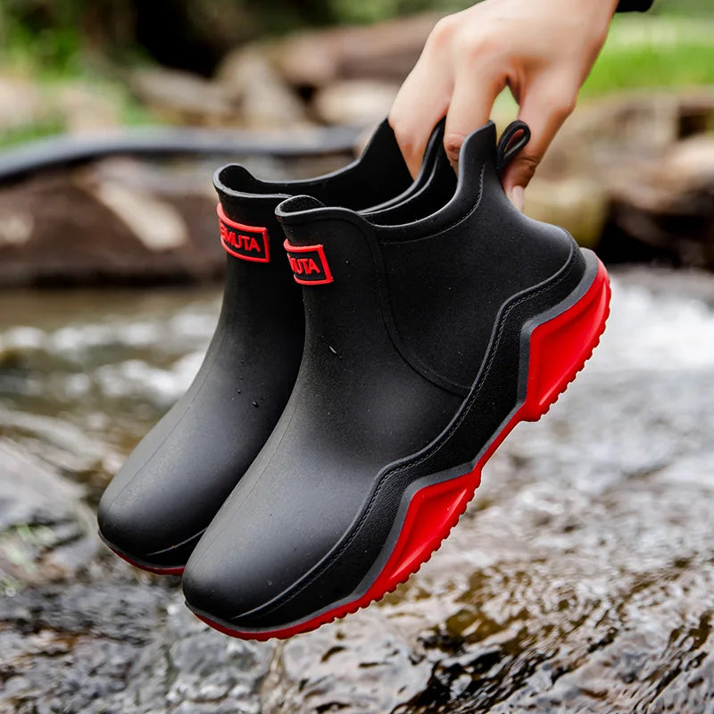 Wasserdichte Damen-Regenstiefel für den Herbst: Stilvolle, halbhohe Gummistiefel mit rutschfester Sohle für optimalen Komfort