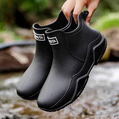 Wasserdichte Damen-Regenstiefel für den Herbst: Stilvolle, halbhohe Gummistiefel mit rutschfester Sohle für optimalen Komfort