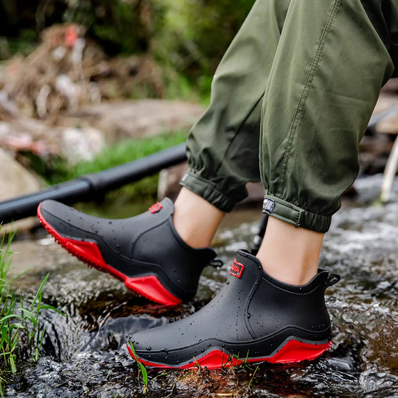 Wasserdichte Damen-Regenstiefel für den Herbst: Stilvolle, halbhohe Gummistiefel mit rutschfester Sohle für optimalen Komfort