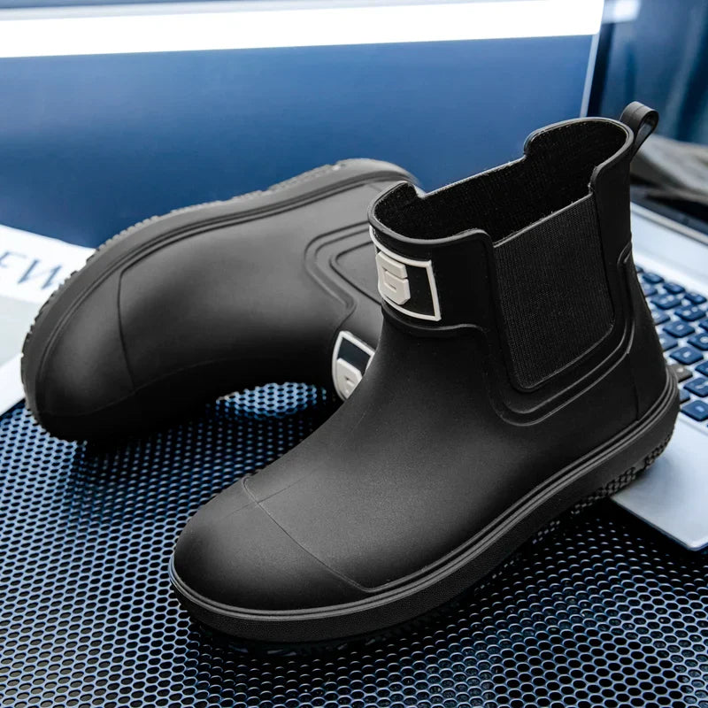 Wasserdichte Halbhohe Regenstiefel für Herren – Bequem & Rutschfest für Herbstspaziergänge