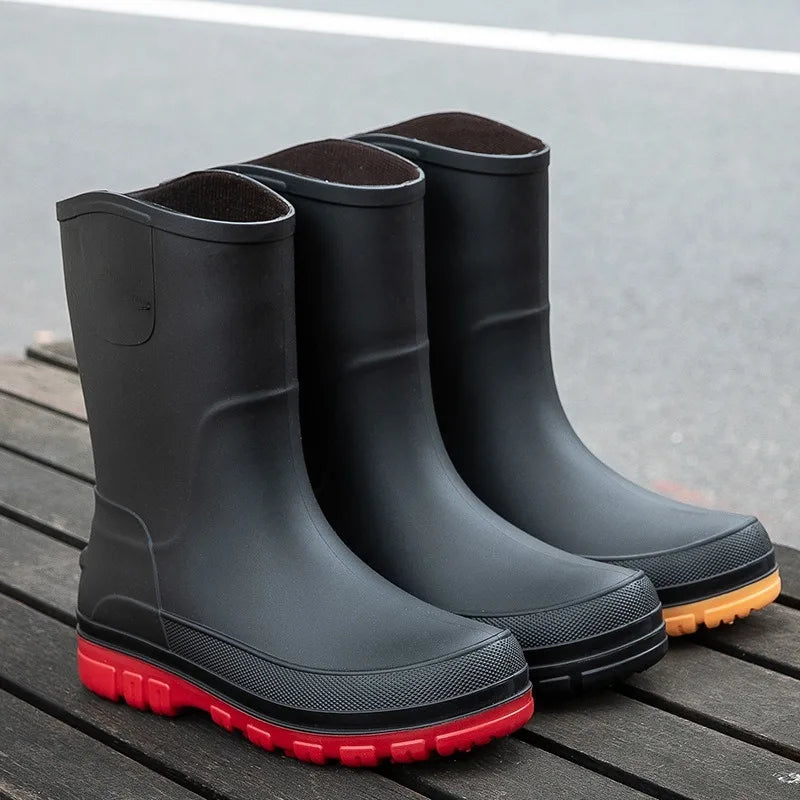 Robuste Herren Gummistiefel für den Herbst – Wasserdichte Halbhohe PVC-Stiefel mit Anti-Rutsch-Sohle für optimalen Komfort und Halt