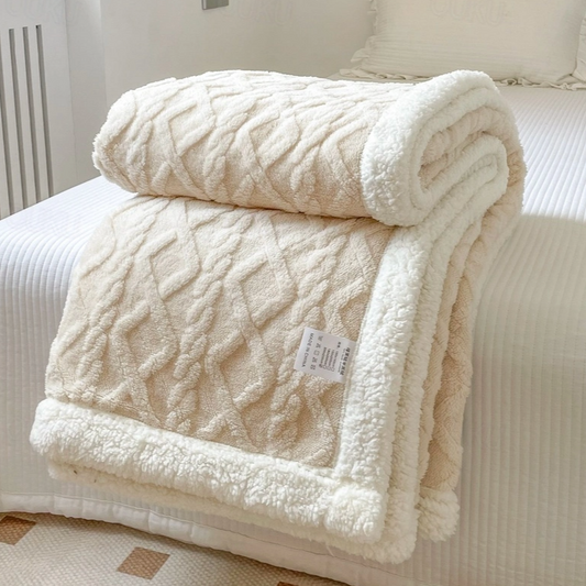 Superweiche Fleece-Kuscheldecke – Ihr Gemütlicher Begleiter für Herbst & Winter auf Sofa & Bett