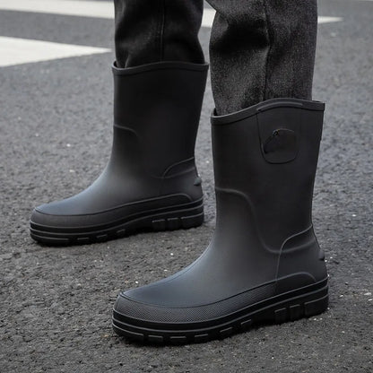 Robuste Herren Gummistiefel für den Herbst – Wasserdichte Halbhohe PVC-Stiefel mit Anti-Rutsch-Sohle für optimalen Komfort und Halt