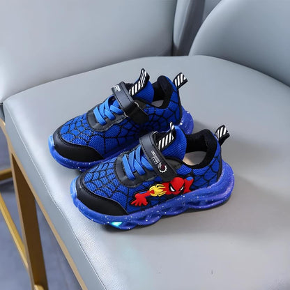 Superheld LED Sneakers für Kinder - Coole Schuhe mit Lichtern