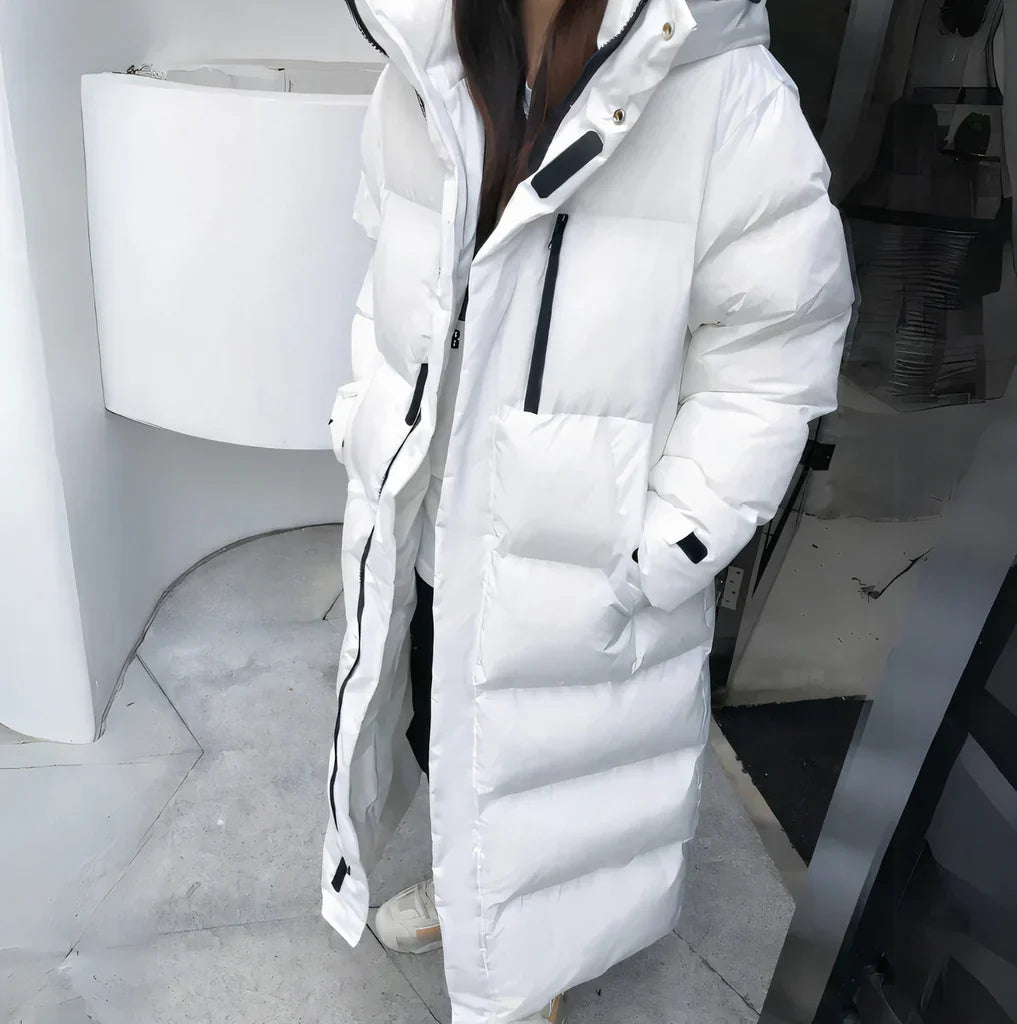 Langer Steppmantel für Damen – Warm gefütterter Oversize Wintermantel mit Kapuze