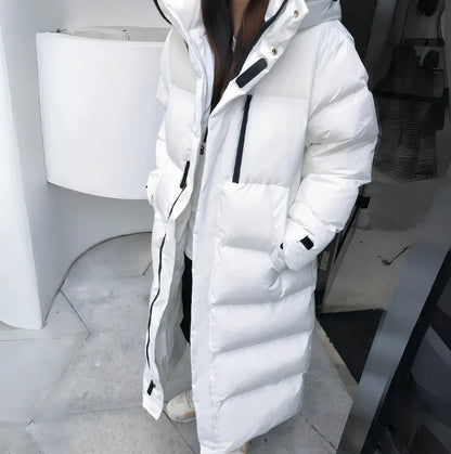 Langer Steppmantel für Damen – Warm gefütterter Oversize Wintermantel mit Kapuze