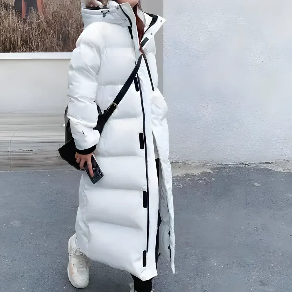 Langer Steppmantel für Damen – Warm gefütterter Oversize Wintermantel mit Kapuze