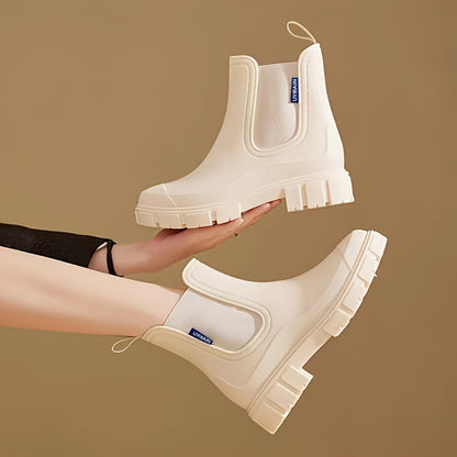 Modische Damen Regenstiefel für den Herbst – Halbhohe, wasserdichte Gummistiefel mit extra griffiger Sohle für optimalen Halt