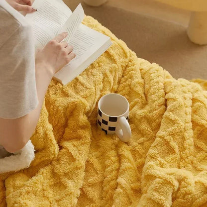 Superweiche Fleece-Kuscheldecke – Ihr Gemütlicher Begleiter für Herbst & Winter auf Sofa & Bett