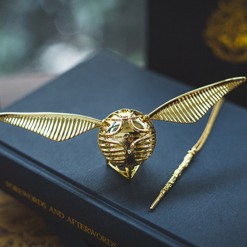 Magischer Goldener Schnatz Ringbox - 18 Karat Vergoldet, Luxuriöses Sammlerstück