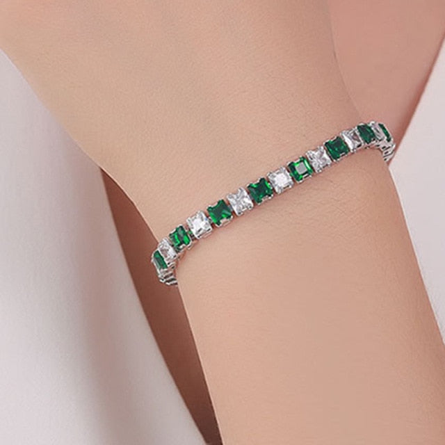 Elegantes Ketten-Tennisarmband – Ein Hauch von Luxus für jeden Anlass