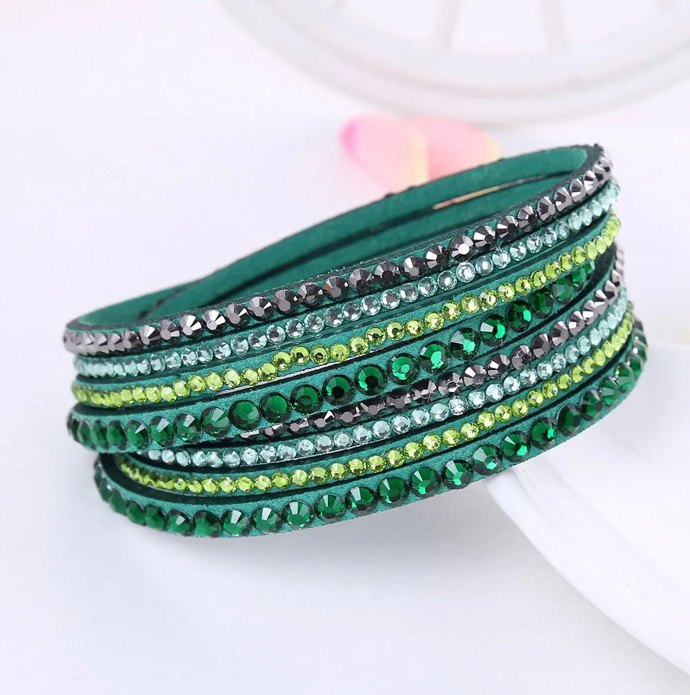Funkelndes mehrschichtiges Strass-Wickelarmband aus Leder