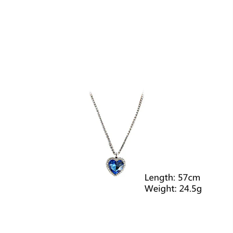 Elegante Blaue Kristall Herz Halskette - Symbol für Liebe und Stil