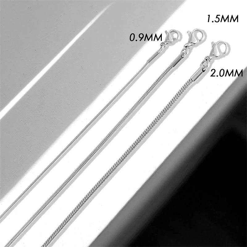 Elegantes Minimalistisches Armband mit Schlangenverschluss | Hochwertiger Stahl | Verschiedene Ausführungen