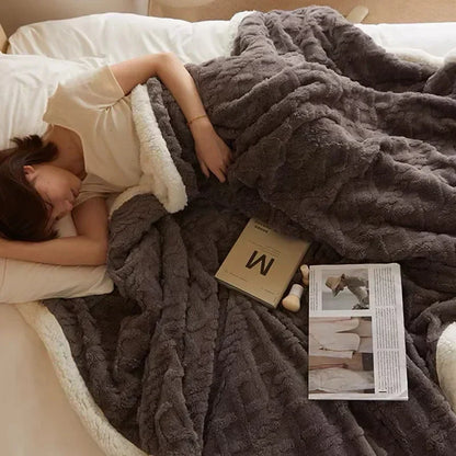 Superweiche Fleece-Kuscheldecke – Ihr Gemütlicher Begleiter für Herbst & Winter auf Sofa & Bett