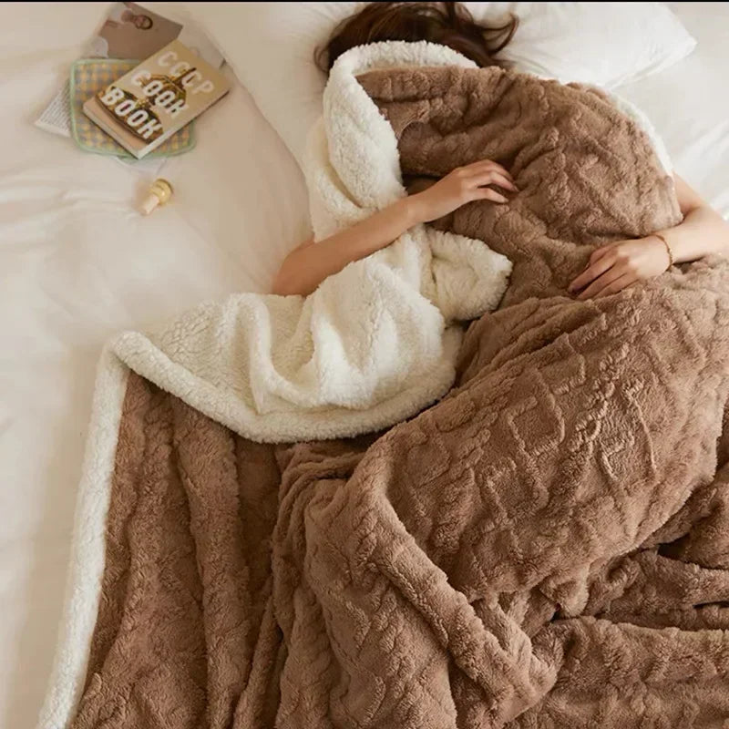 Superweiche Fleece-Kuscheldecke – Ihr Gemütlicher Begleiter für Herbst & Winter auf Sofa & Bett