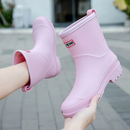 Modische Damen-Regenstiefel für den Herbst: Wasserdichte, halbhohe Gummistiefel mit rutschfester Sohle für maximalen Komfort und Stil
