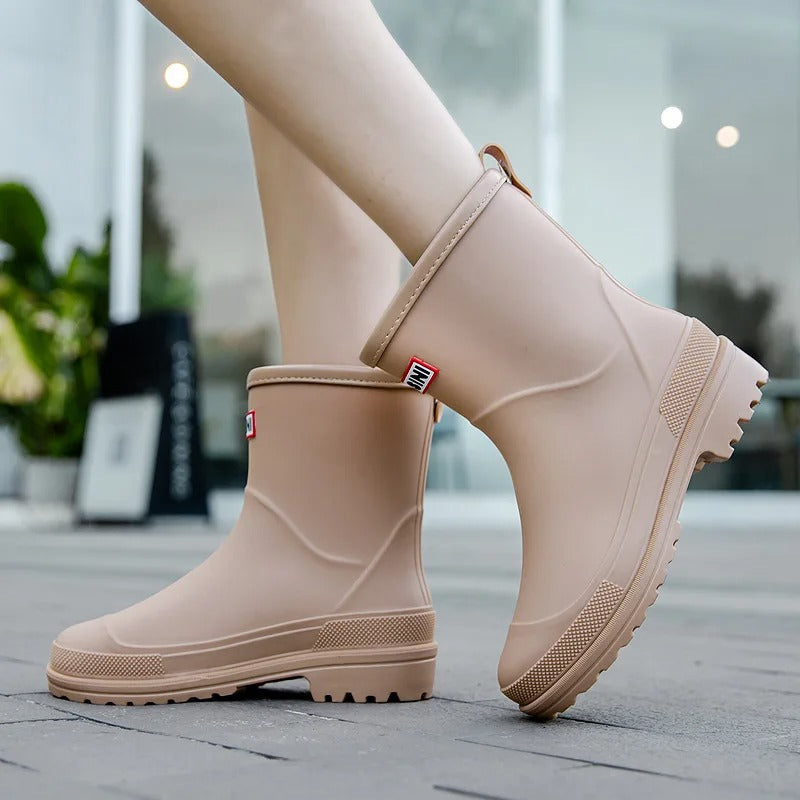 Modische Damen-Regenstiefel für den Herbst: Wasserdichte, halbhohe Gummistiefel mit rutschfester Sohle für maximalen Komfort und Stil