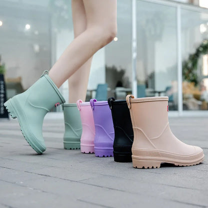 Modische Damen-Regenstiefel für den Herbst: Wasserdichte, halbhohe Gummistiefel mit rutschfester Sohle für maximalen Komfort und Stil