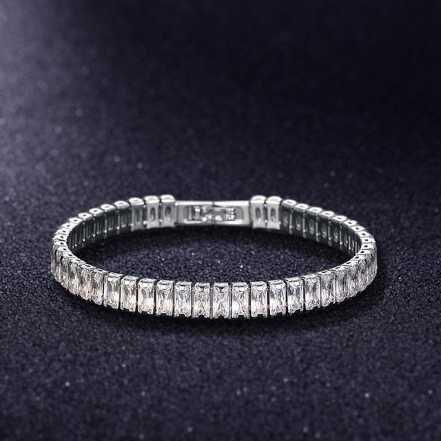 Elegantes Ketten-Tennisarmband – Ein Hauch von Luxus für jeden Anlass