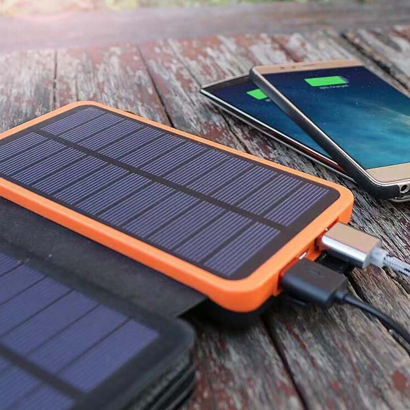 PowerFold Solar-Powerbank: Tragbar, faltbar & wasserdicht für unbegrenzte Energie unterwegs