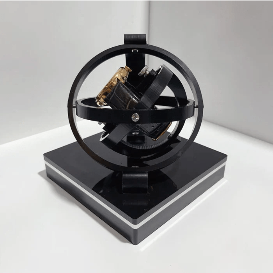 Automatischer Uhrenbeweger Horion: Luxus für Ihre mechanischen Uhren